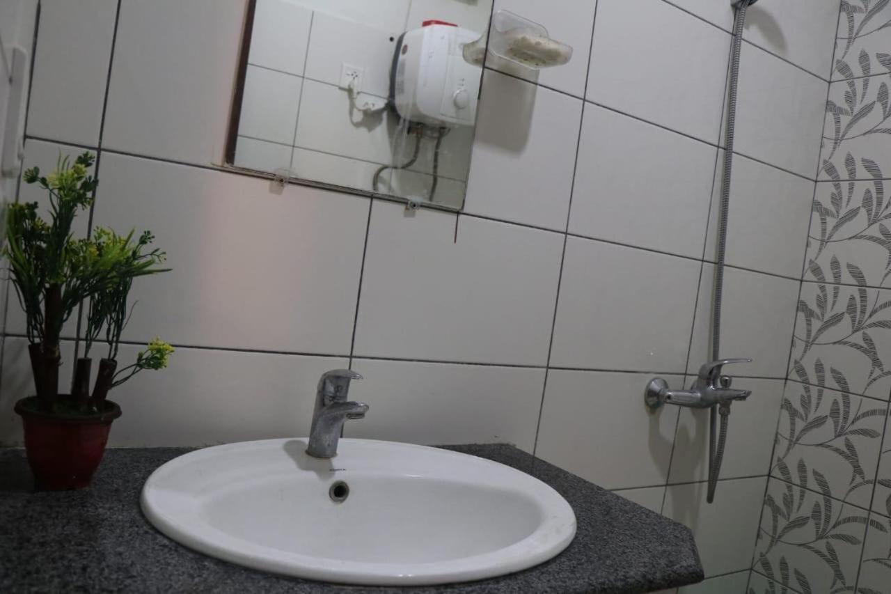 Cozy Studio Apartment In Bahria Town Rawalpindi Dış mekan fotoğraf